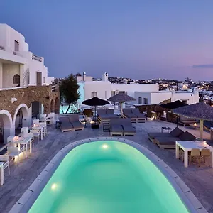 4* Hotel Paolas τown Boutique