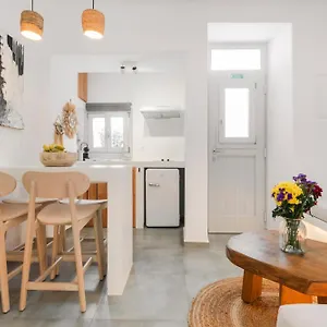 August Mykonos Διαμέρισμα